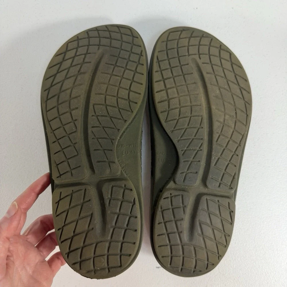 Oofos Originals EU 43 Men 10 Women 12 Sandals Green Recovery Comfort Lightweight